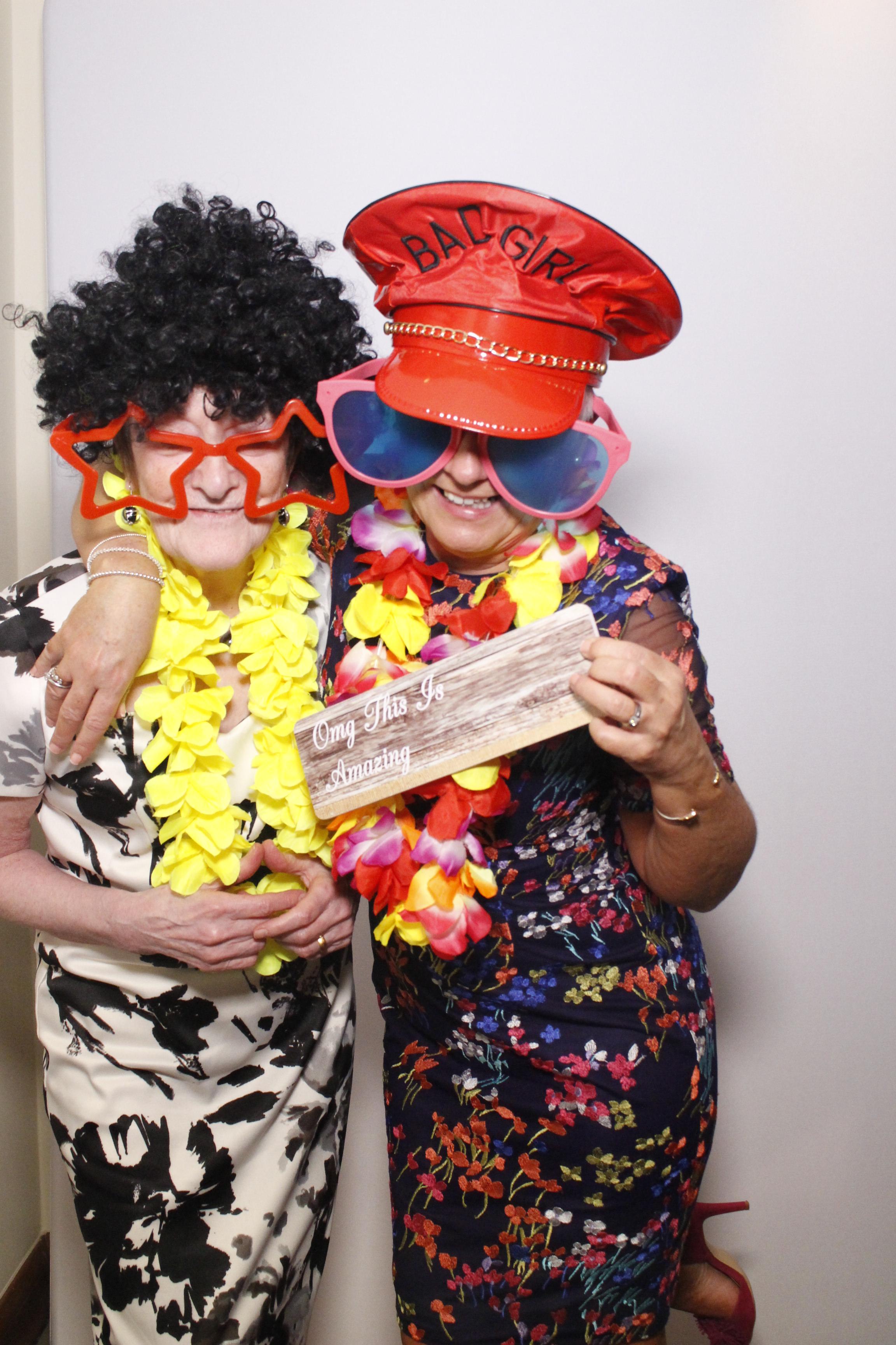 Luke & Emily's Wedding | View more photos from the event at gallery.myphotoboothexperience.co.uk/u/MyPhotoBoothExperienceLtd/Luke-Emilys-Wedding